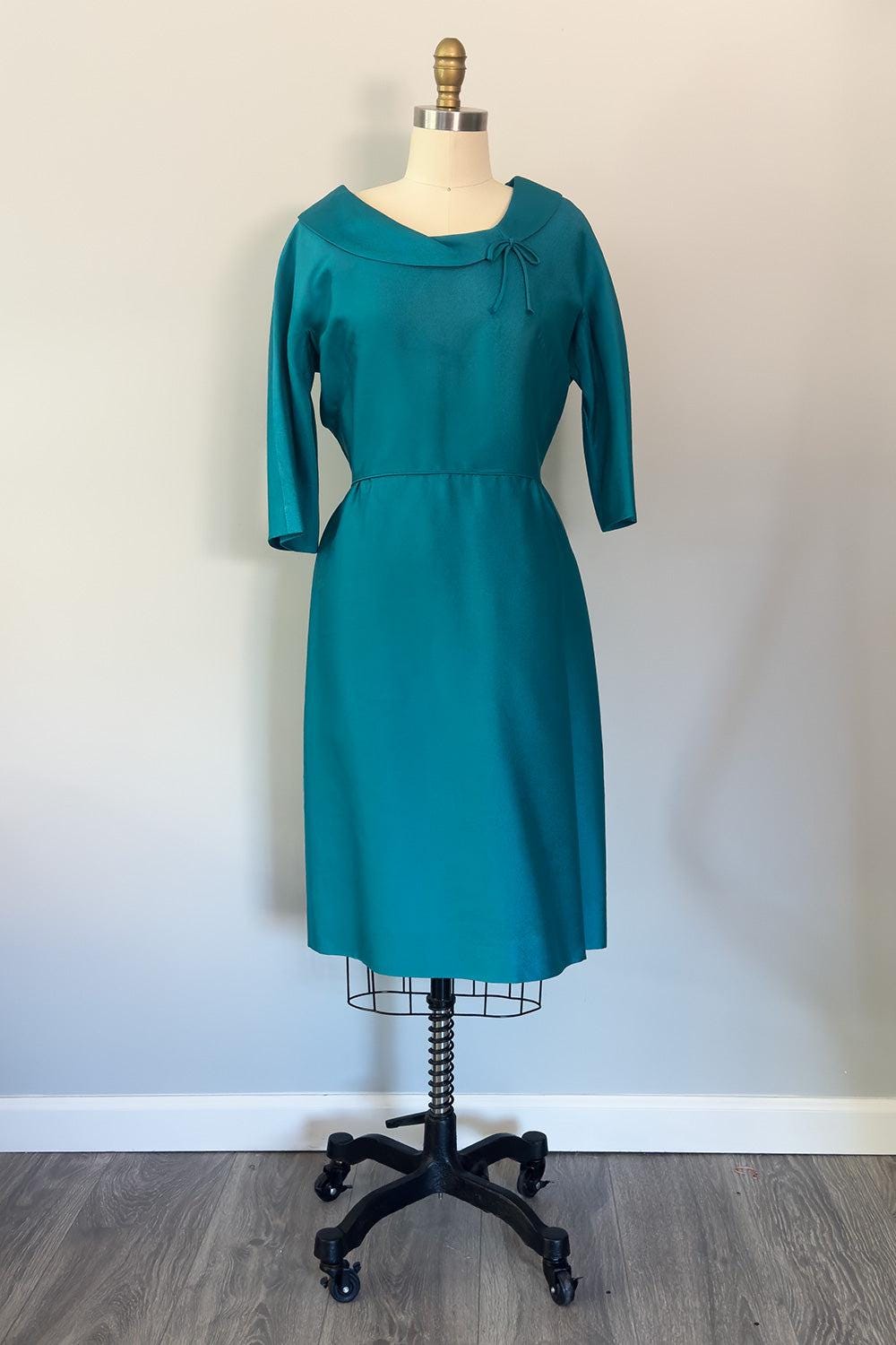 Vintage Teal Wiggle Dress  Mad Men Style, 36" Bust
