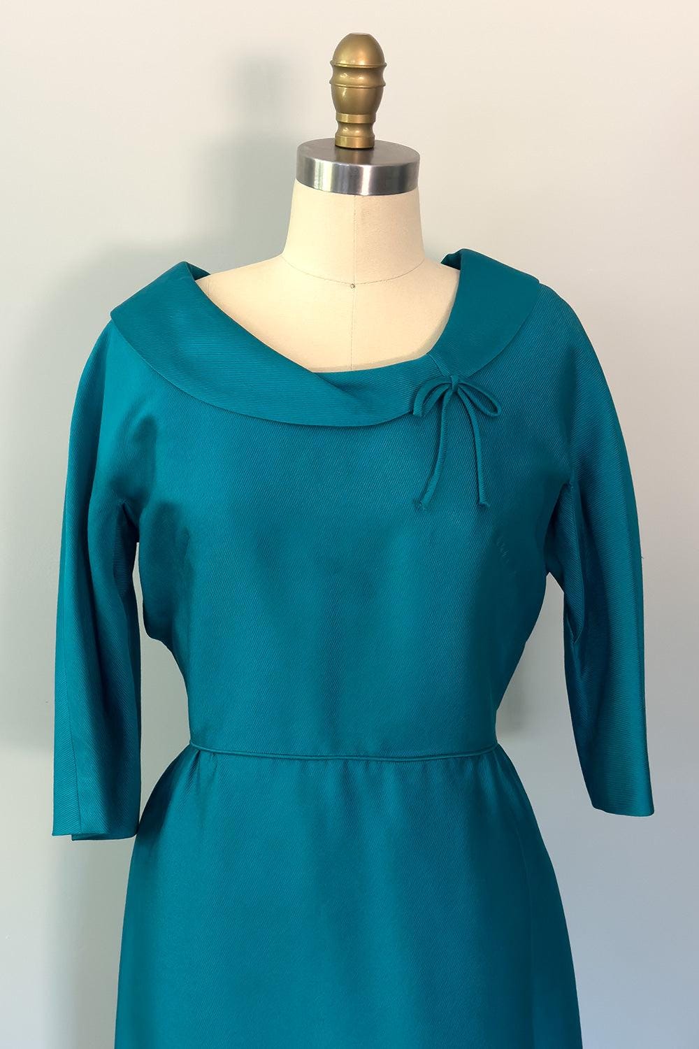 Vintage Teal Wiggle Dress  Mad Men Style, 36" Bust