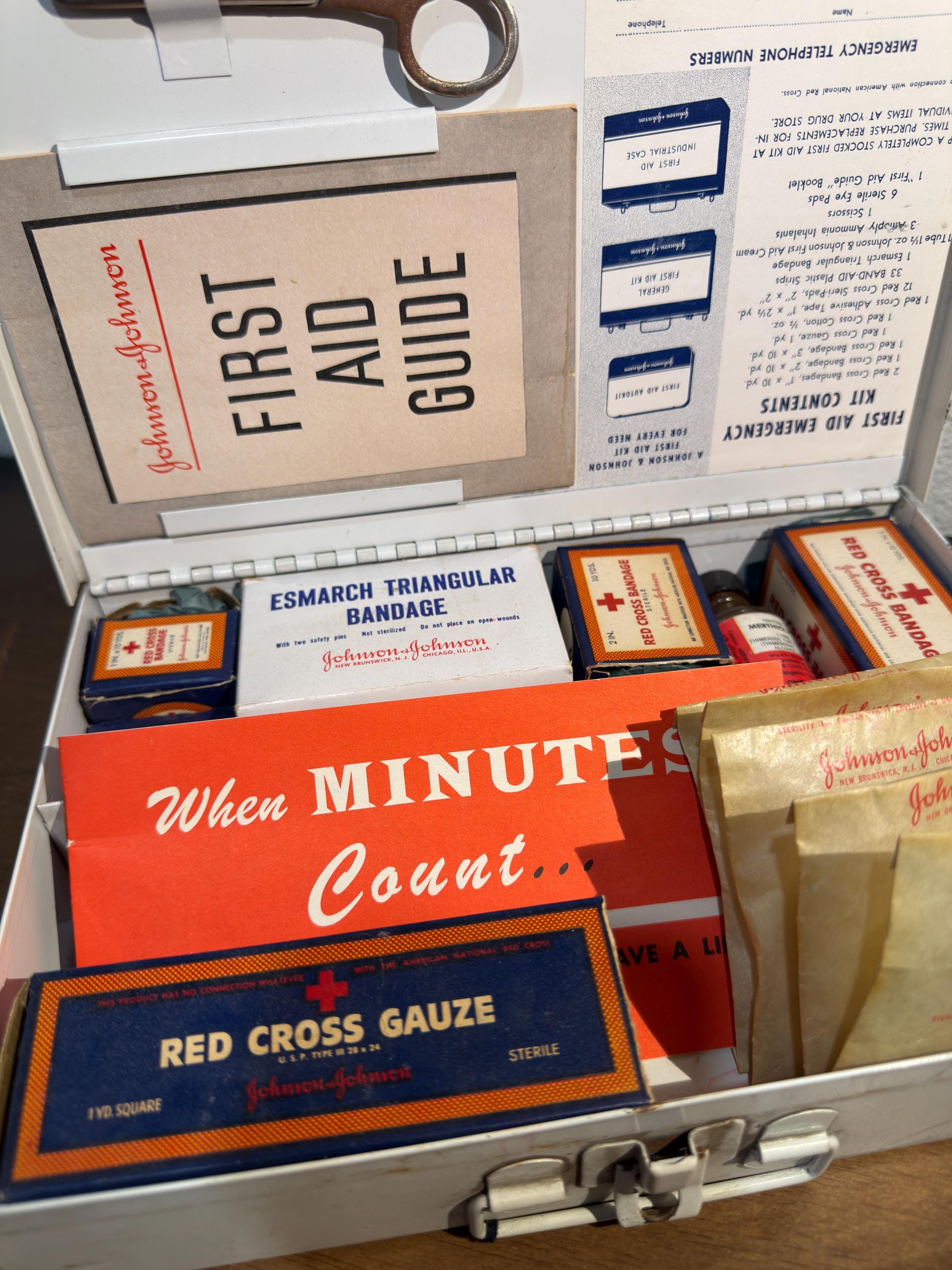 Vintage Johnson & Johnson First Aid kit 1967