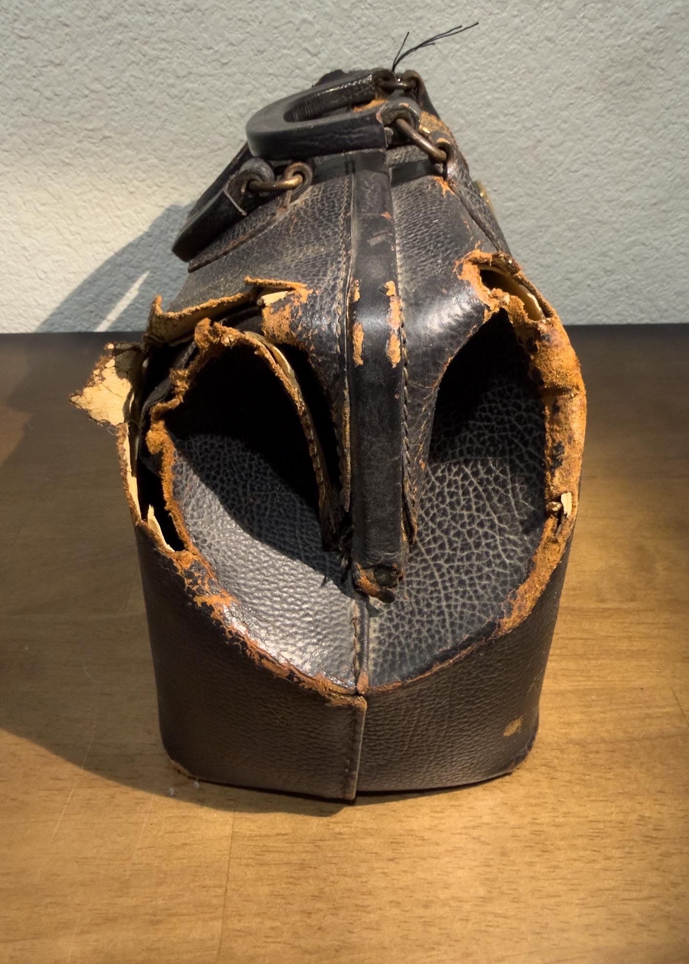 True Vintage Leather Dr. Bag from the early 1900's