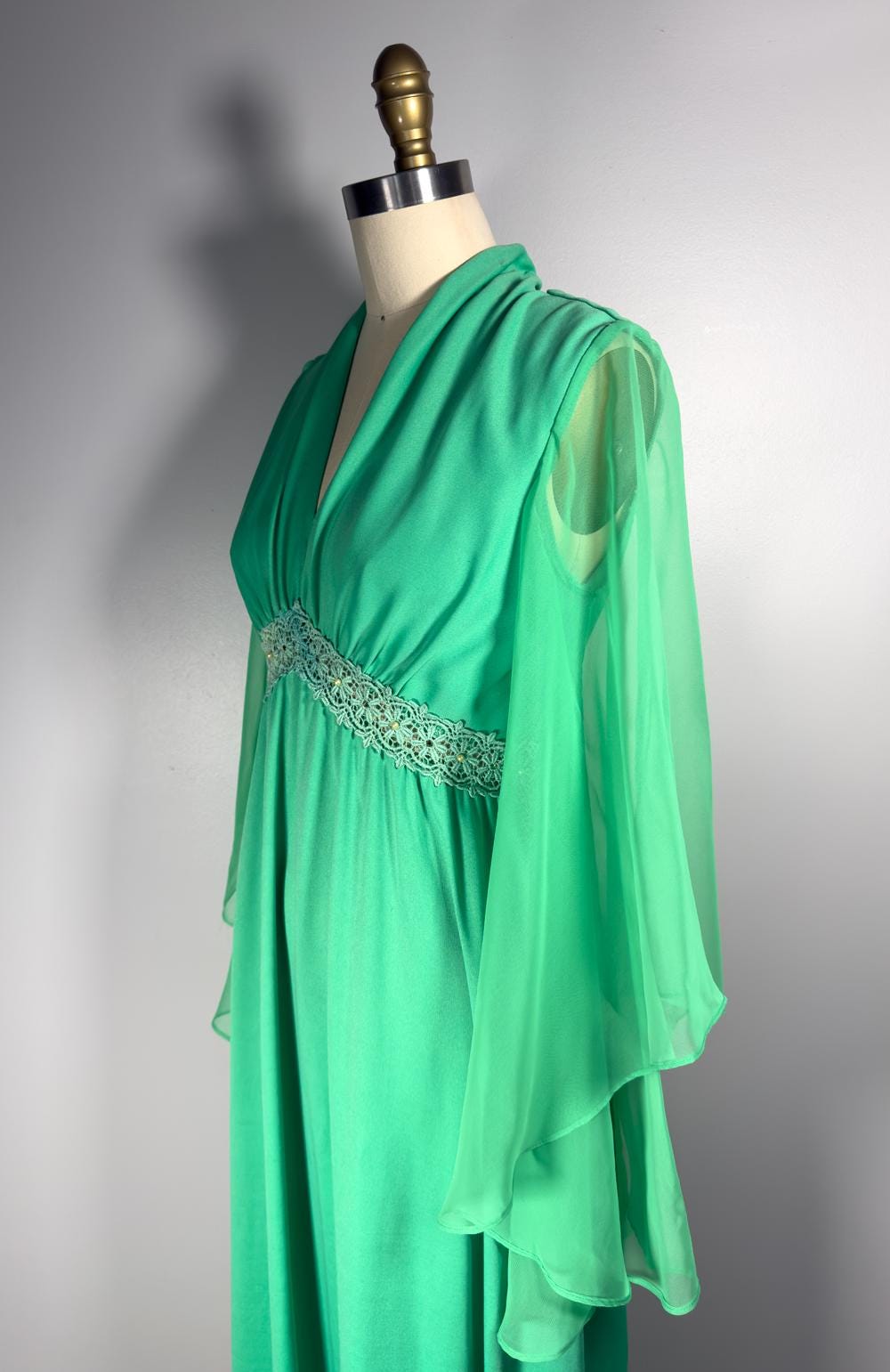 Vintage 70's Green Butterfly Sleeve Maxi Dress  Embroidered Daisy Trim