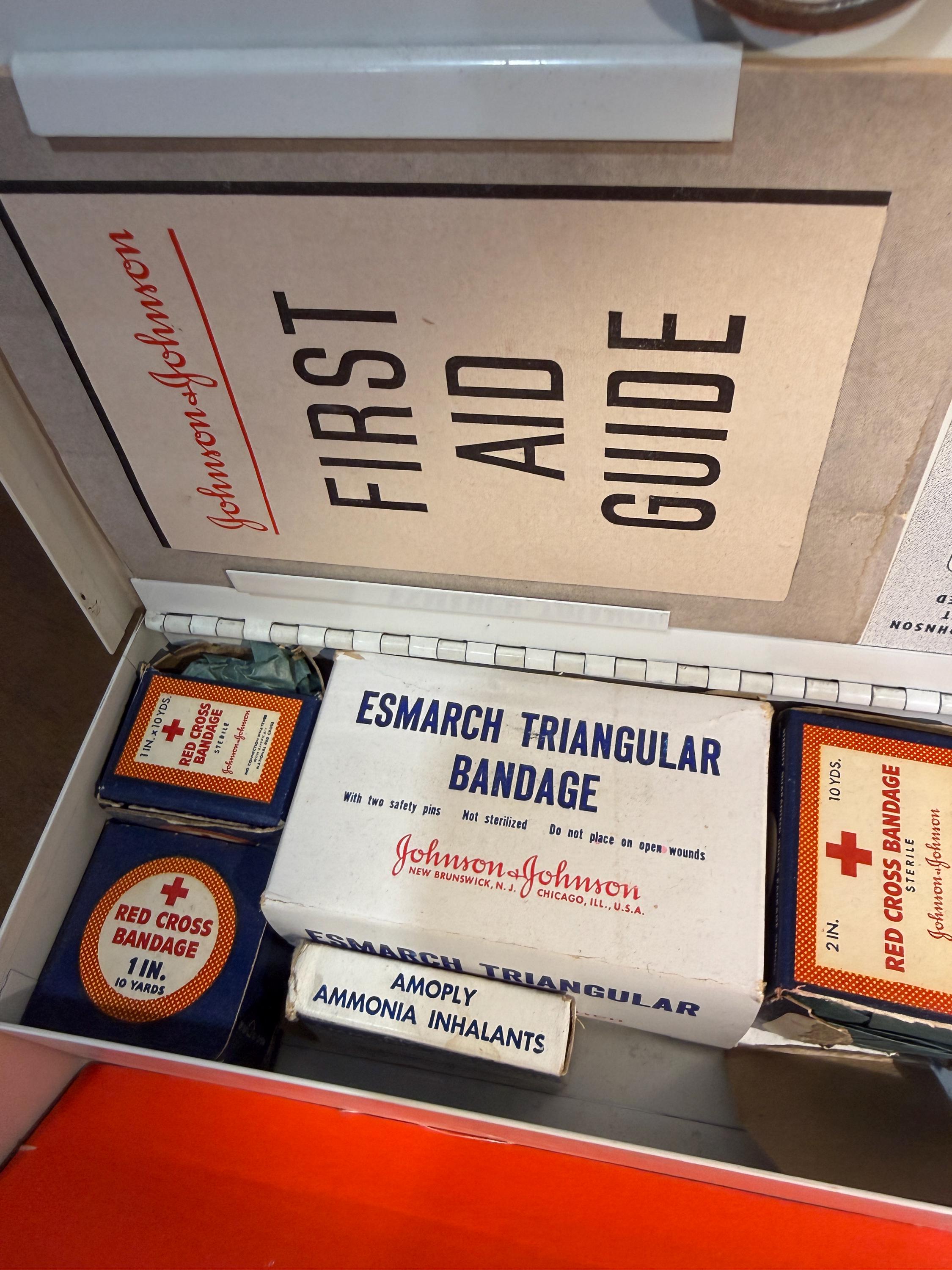 Vintage Johnson & Johnson First Aid kit 1967