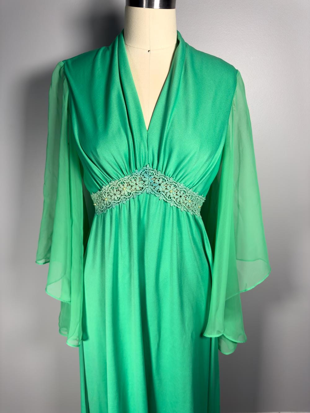 Vintage 70's Green Butterfly Sleeve Maxi Dress  Embroidered Daisy Trim